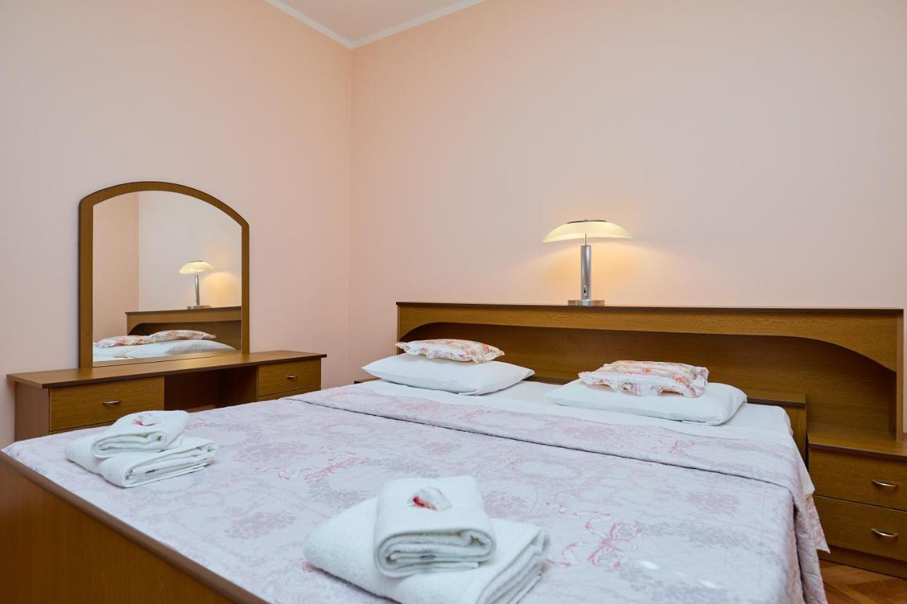Helton Seaview Apartments Orašac Eksteriør billede