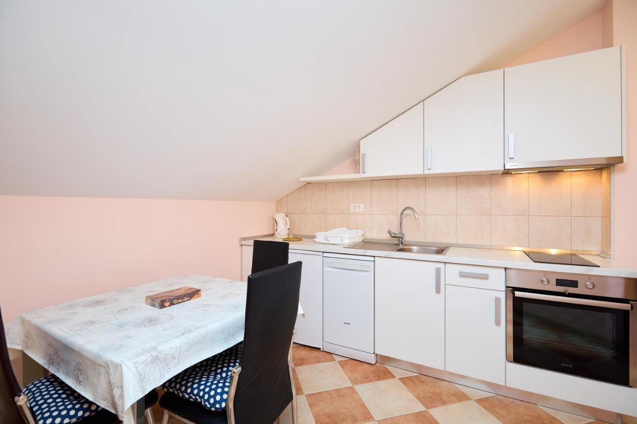 Helton Seaview Apartments Orašac Eksteriør billede