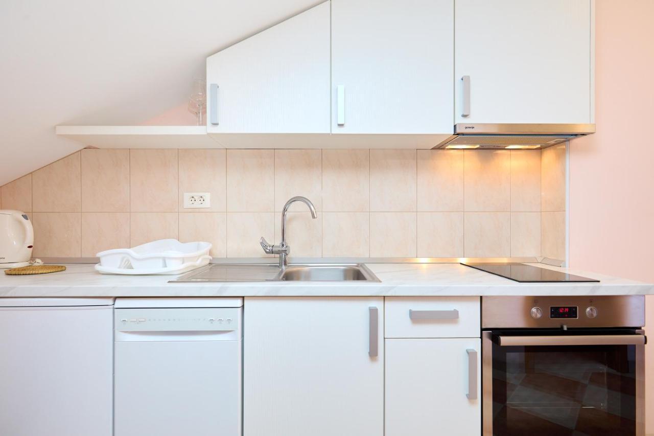 Helton Seaview Apartments Orašac Eksteriør billede